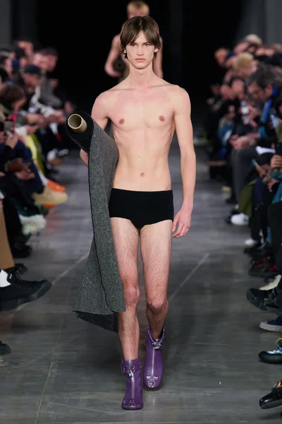 Look 1